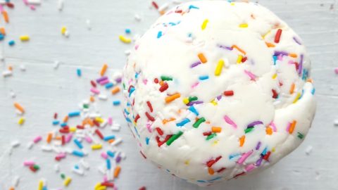 Pate A Modeler A La Pate A Gateau Wooloo