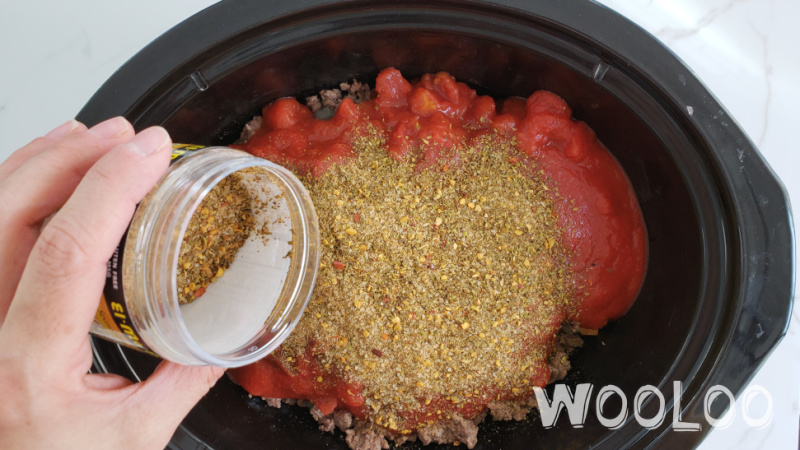 assaisonnement de la sauce à spaghetti à la mijoteuse 