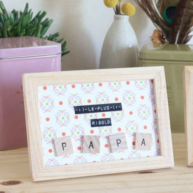 cadre fête des pères-bricolage avec des lettres de scrabbles