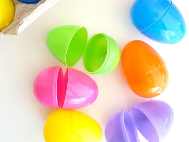 Lunch dans un carton d'oeufs